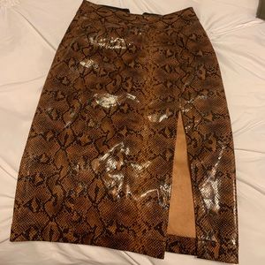 Snakeskin pencil skirt